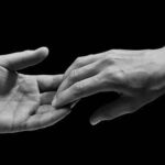 TENERE e LASCIARE ANDARE